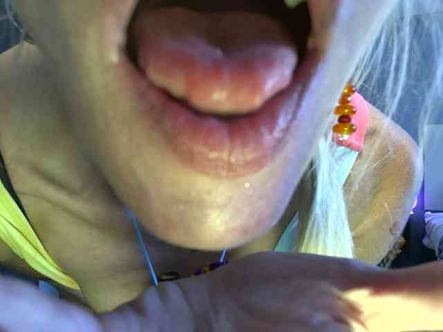 mylfGlama webcam