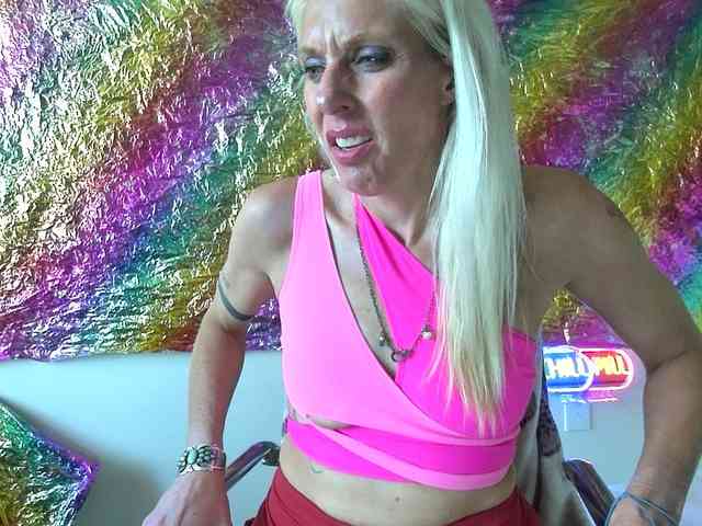 mylfGlama webcam