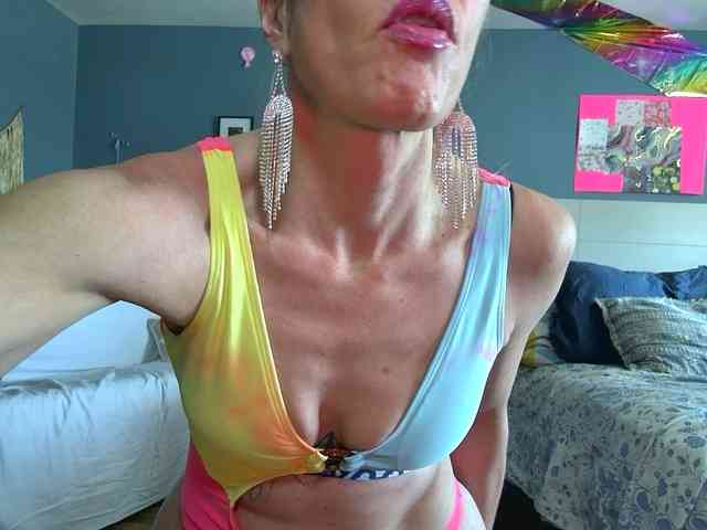 mylfGlama webcam