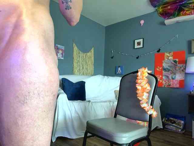 mylfGlama webcam