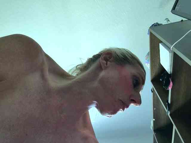mylfGlama webcam