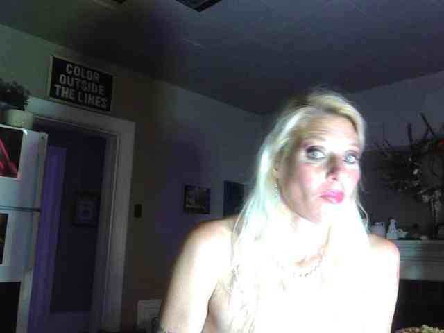 mylfGlama webcam
