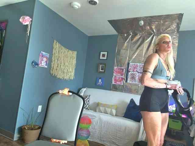 mylfGlama webcam