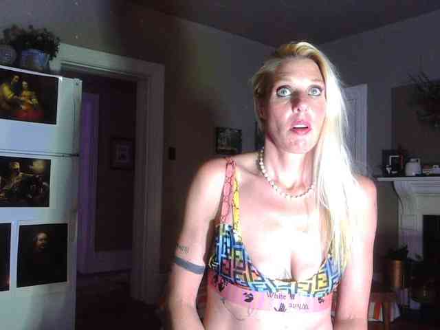 mylfGlama webcam