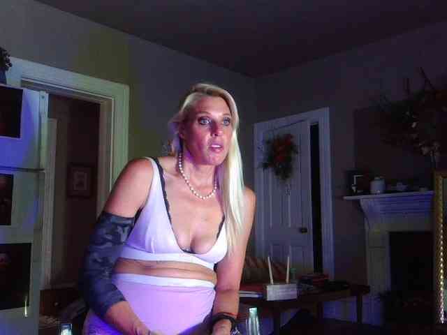 mylfGlama webcam