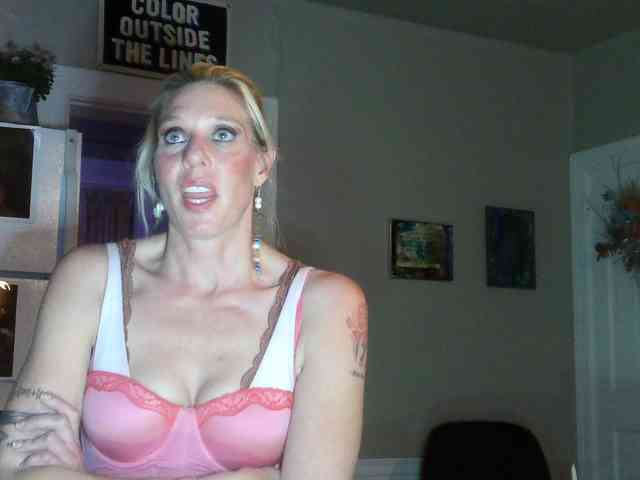 mylfGlama webcam