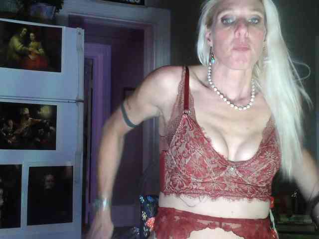 mylfGlama webcam