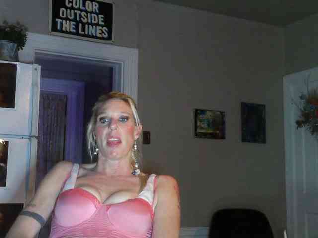 mylfGlama webcam