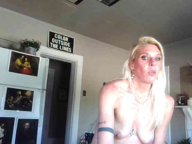 mylfGlama webcam