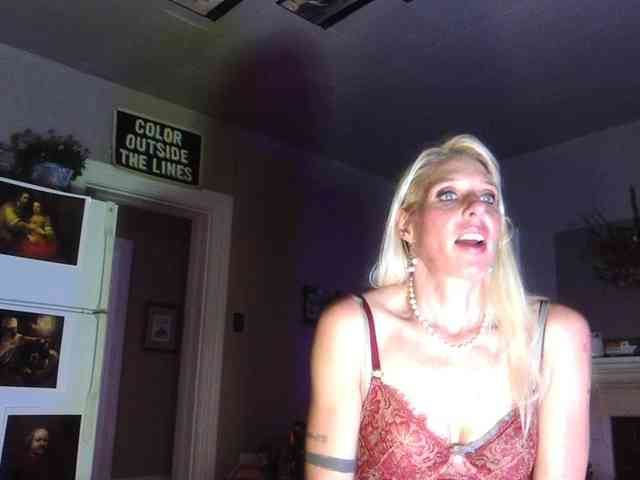 mylfGlama webcam