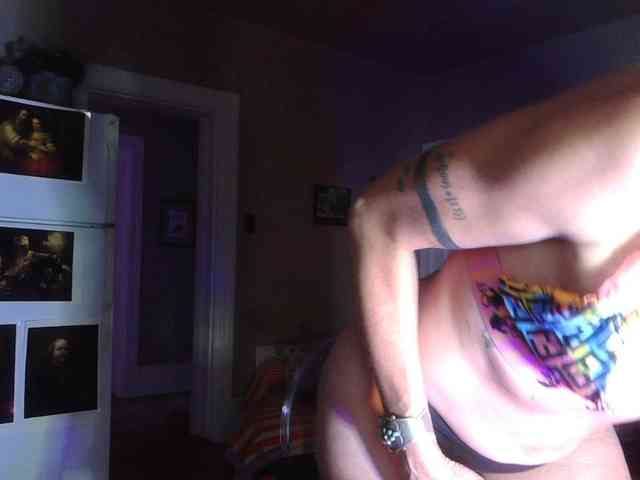 mylfGlama webcam