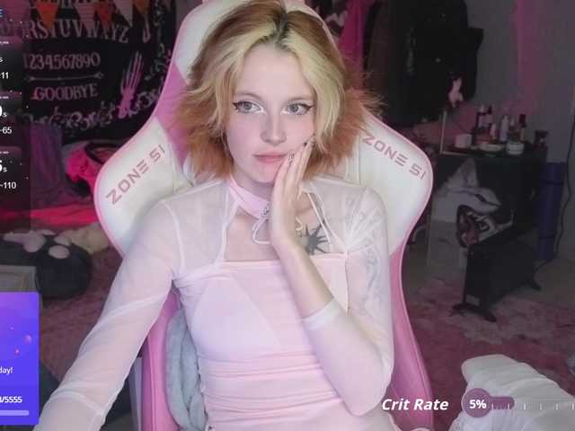 crispy-tati-'s BongaCams show and profile