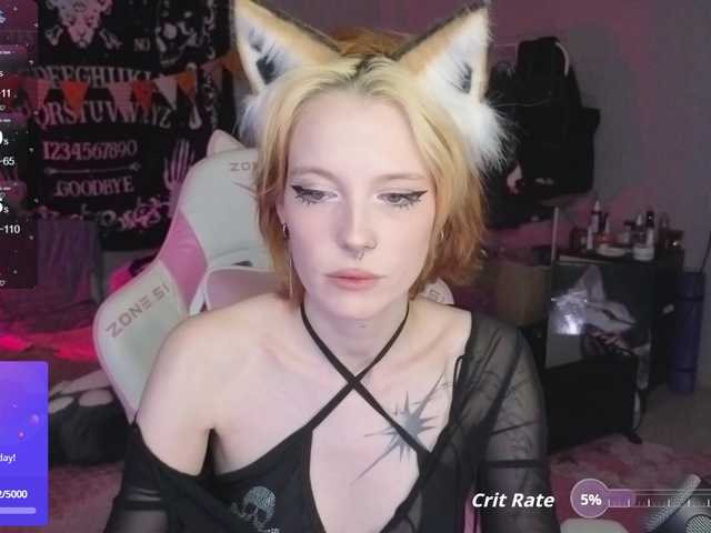 crispy-tati-'s BongaCams show and profile