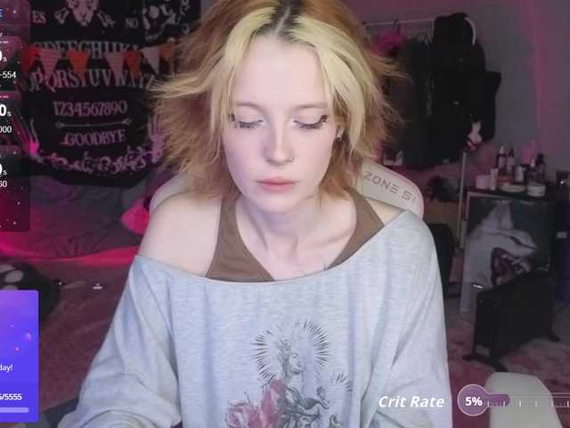 crispy-tati-'s BongaCams show and profile