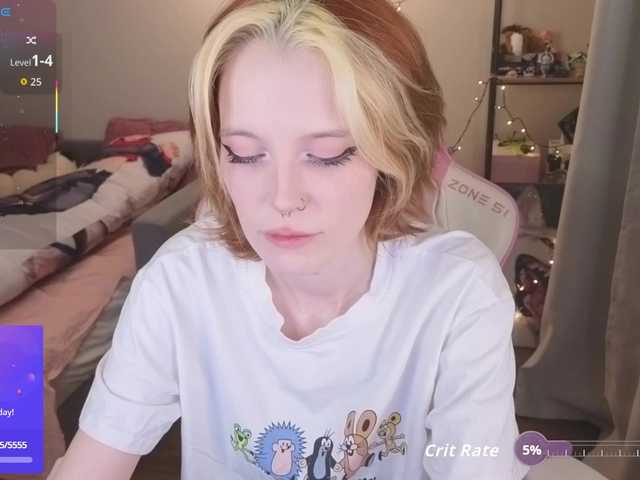 crispy-tati-'s BongaCams show and profile