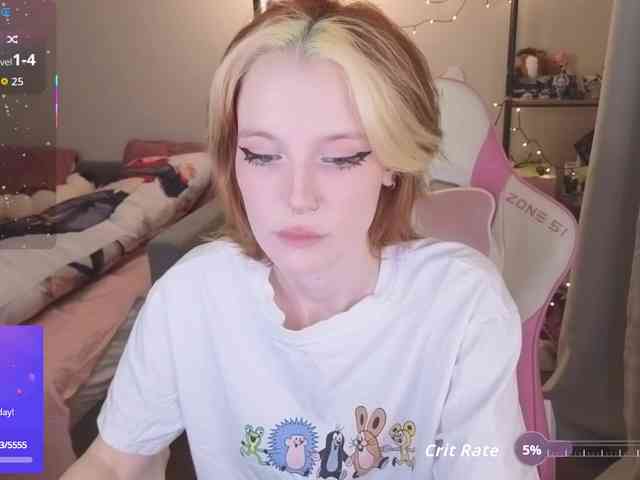 crispy-tati- Live Webcam on BongaCams