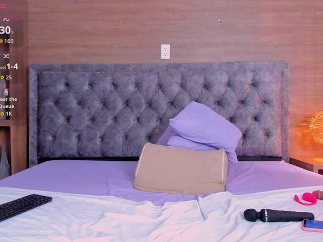 victoria-01's BongaCams show and profile