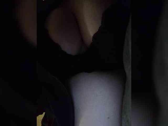 EveHugs webcam