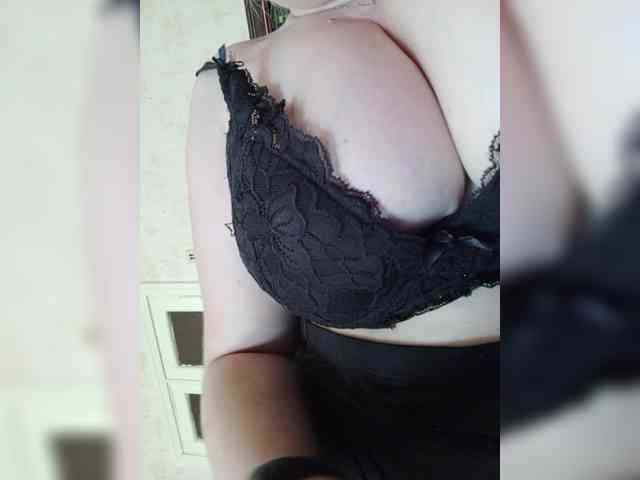 EveHugs webcam