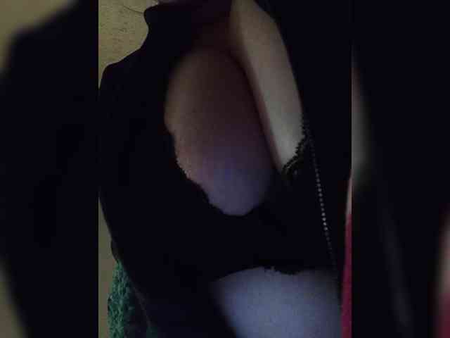 EveHugs webcam