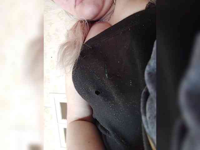 EveHugs webcam