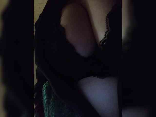 EveHugs webcam