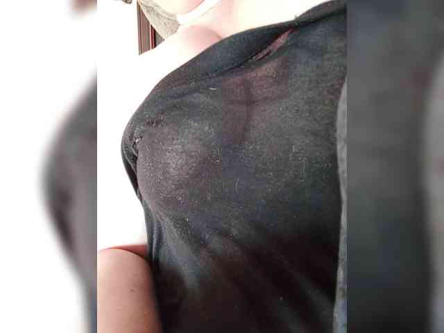 EveHugs webcam