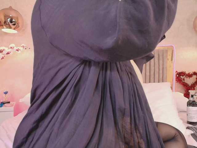 Kismett-Aziz live cam profile