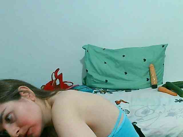 MagalitaAx webcam