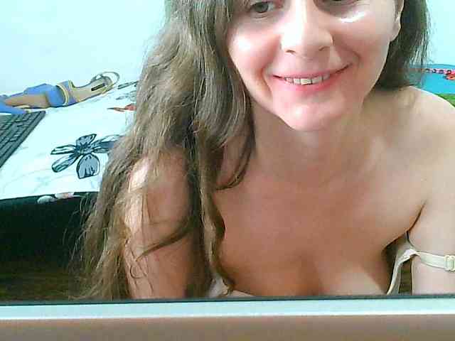 MagalitaAx webcam