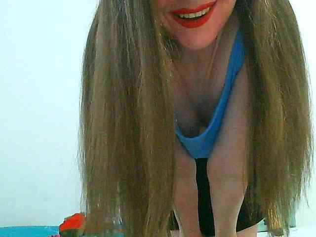 MagalitaAx webcam