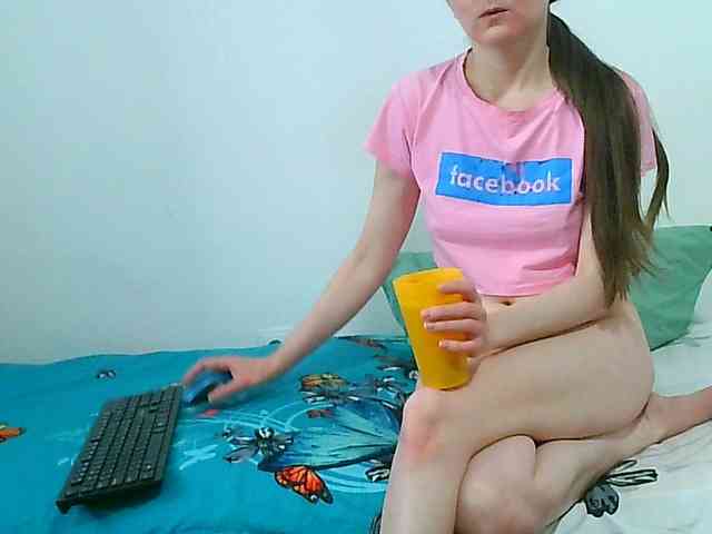 MagalitaAx webcam