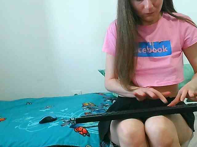 MagalitaAx webcam