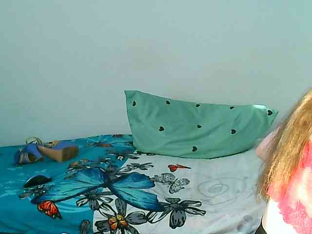 strip chatroom MagalitaAx