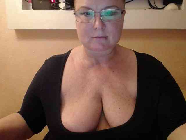 Big_Ass_Milf webcam