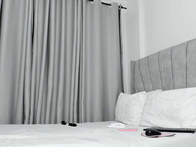 pretty-canella's BongaCams show and profile