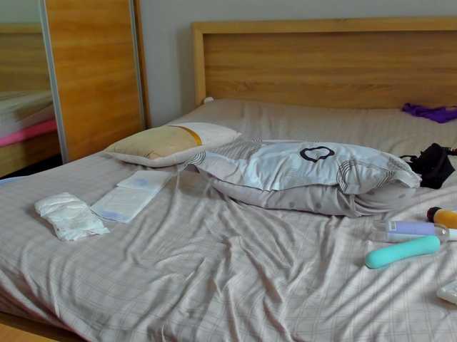 JessicaHampton's BongaCams show and profile