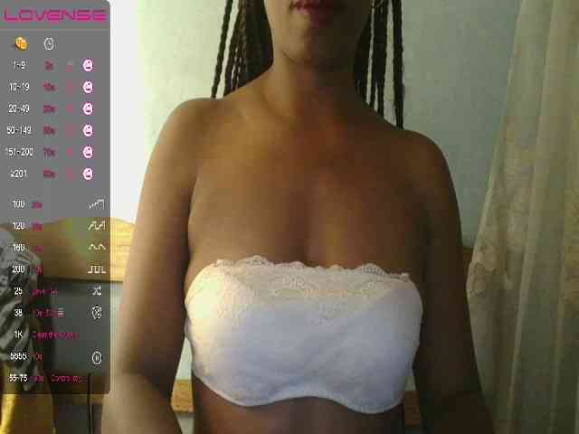 MayaQueen webcam