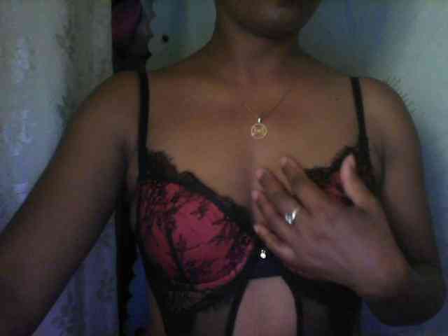 MayaQueen Live Webcam on BongaCams