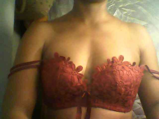 MayaQueen webcam