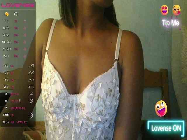 MayaQueen webcam
