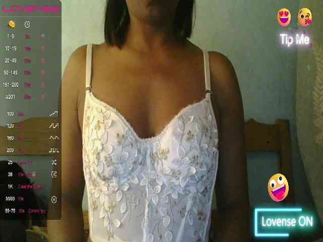 MayaQueen webcam