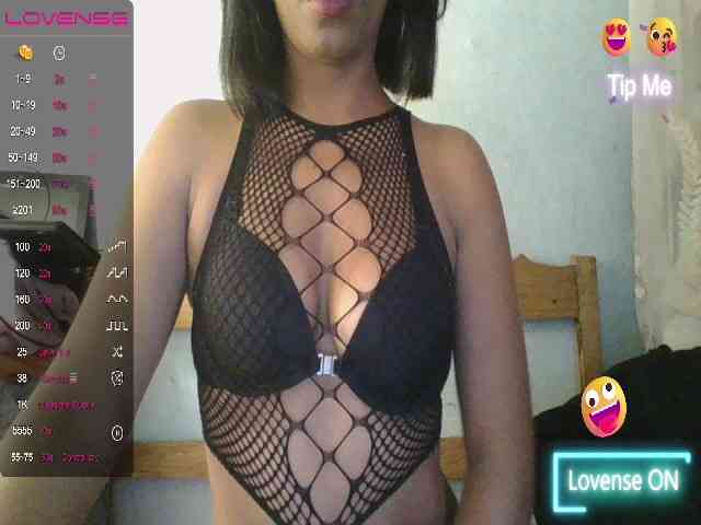 MayaQueen webcam