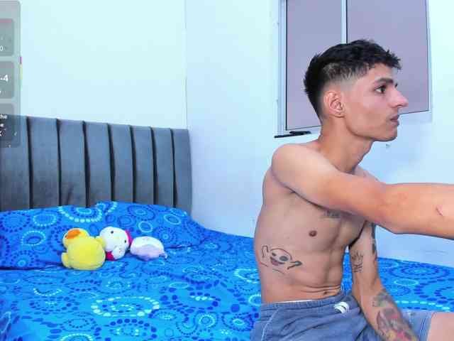 Alaina-sweet webcam