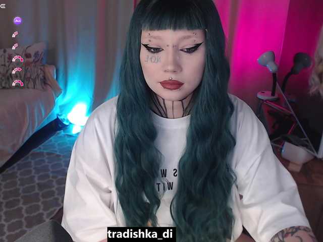 tradishka's BongaCams show and profile