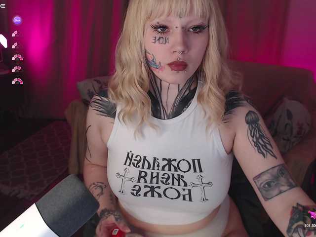 tradishka's BongaCams show and profile