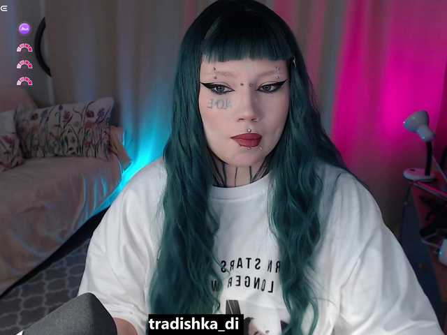 tradishka's BongaCams show and profile