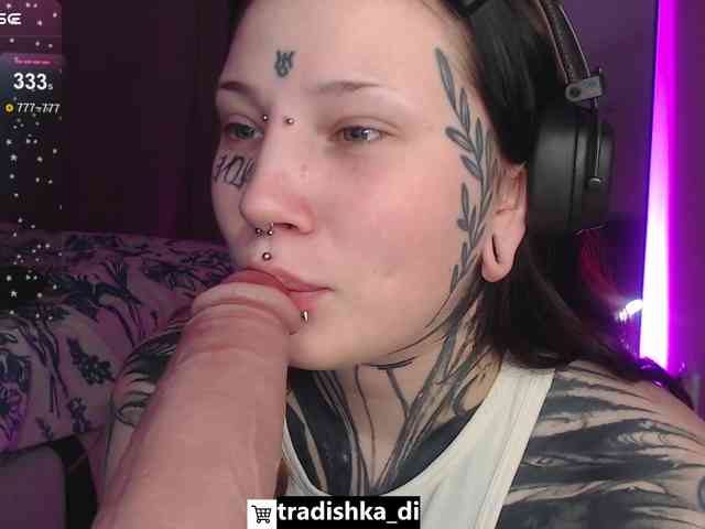 tradishka webcam