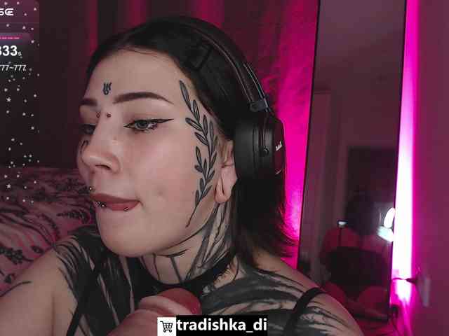tradishka webcam