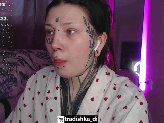 tradishka webcam